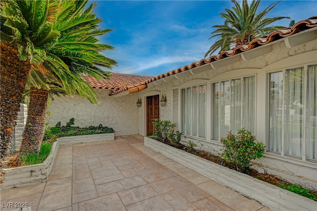 208 Stonewood