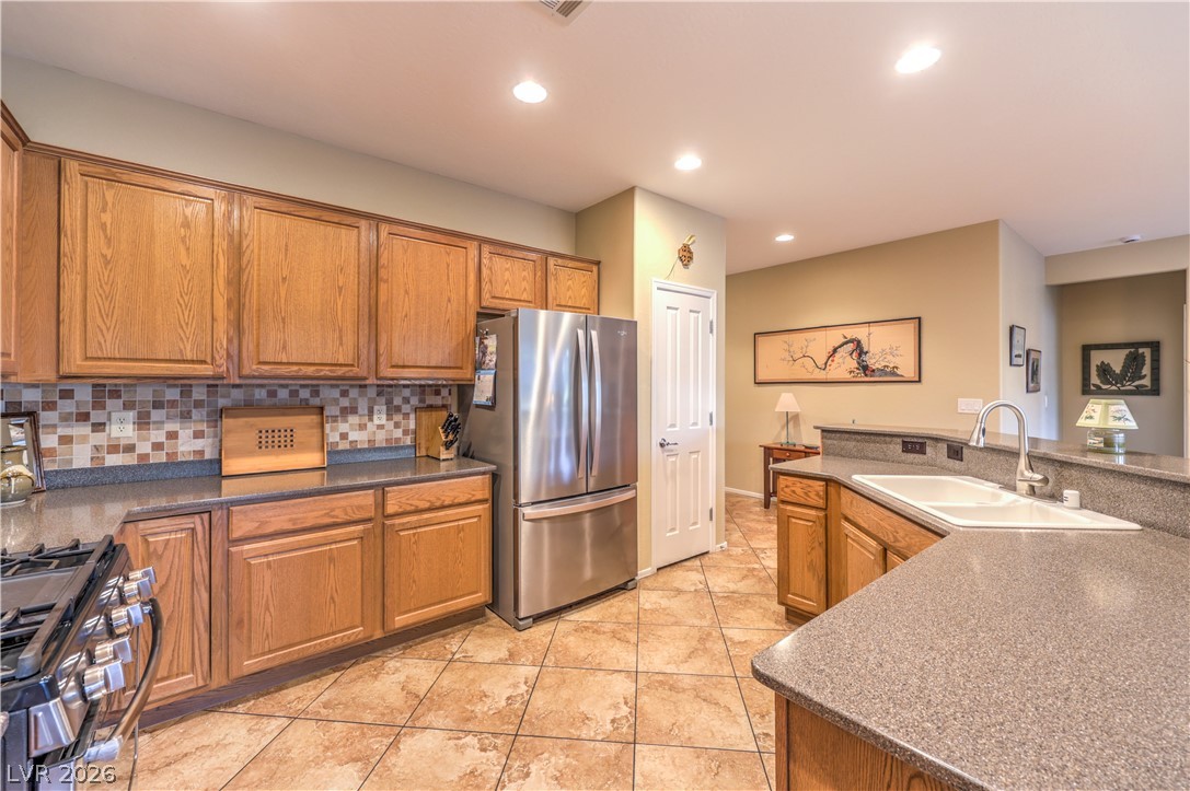 2653 Flare Star Drive