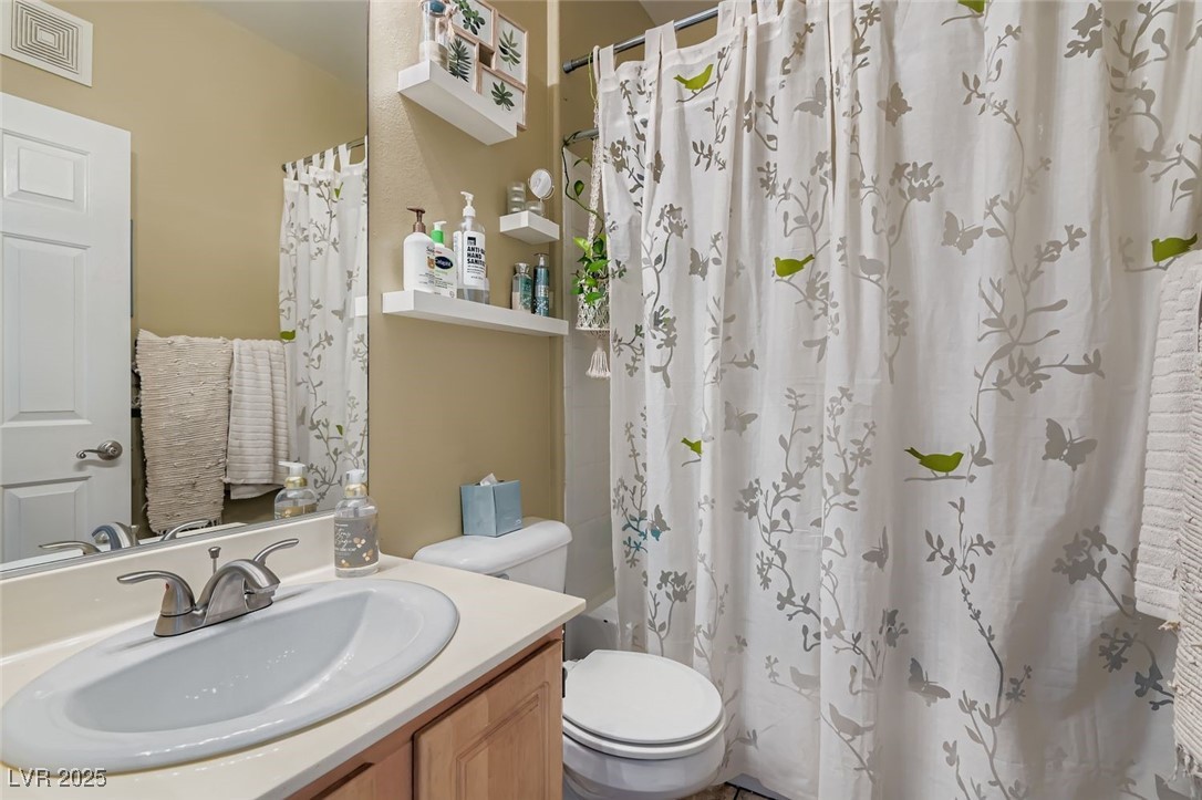 Las Vegas, Nevada 89113, United States, 2 Bedrooms Bedrooms, ,2 BathroomsBathrooms,Residential,Active,239696