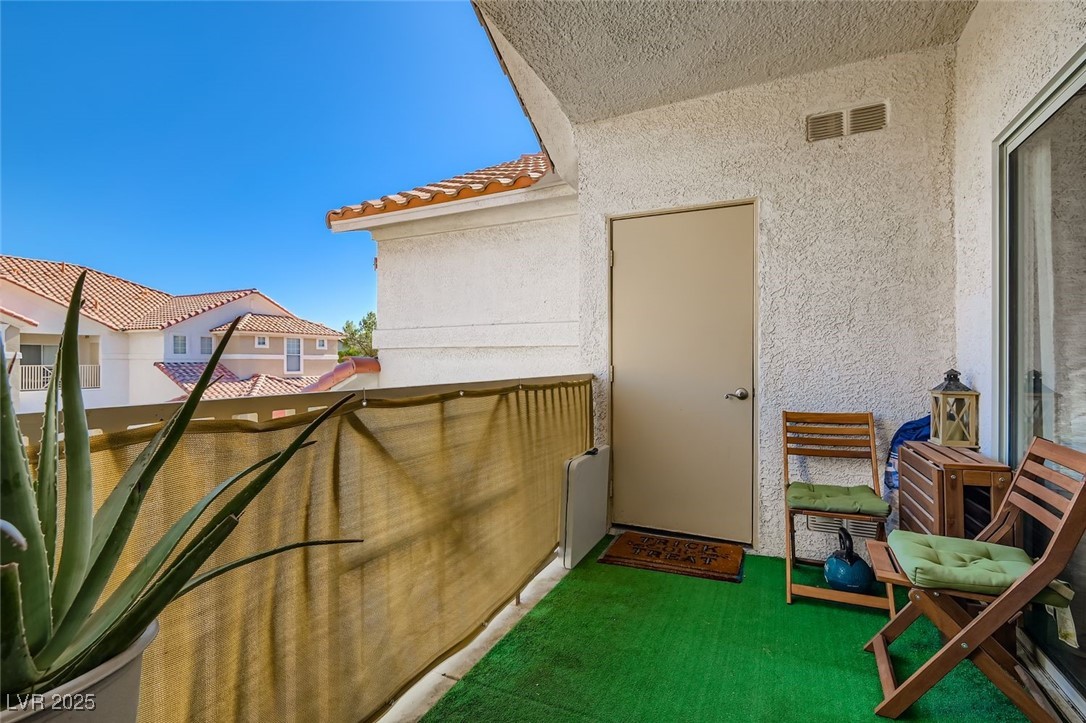 Las Vegas, Nevada 89113, United States, 2 Bedrooms Bedrooms, ,2 BathroomsBathrooms,Residential,Active,239696