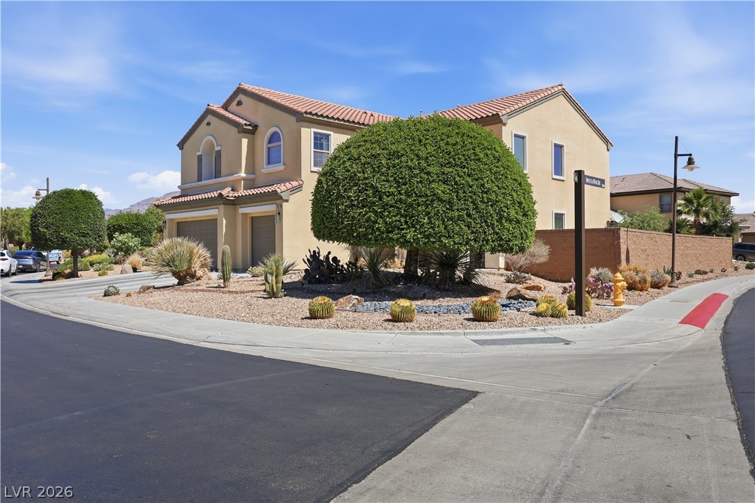 7508 Java Sparrow Street