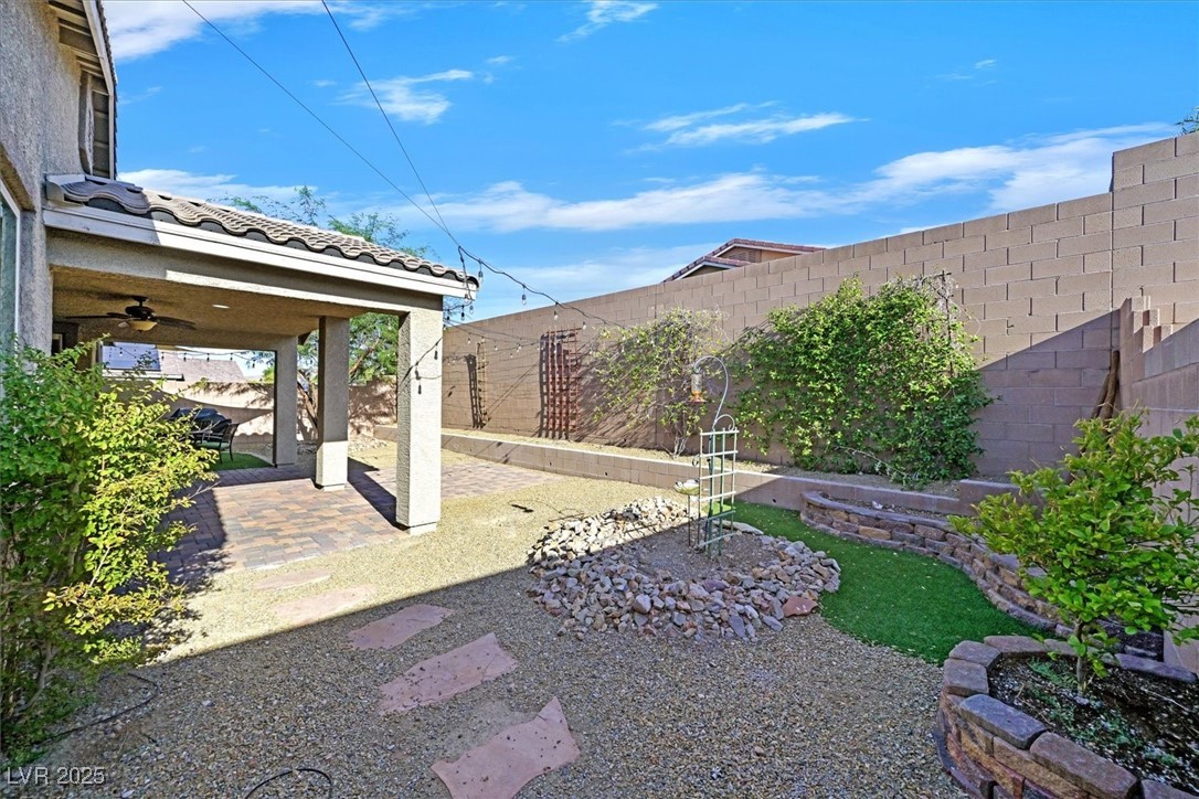 Henderson, Nevada 89014, United States, 3 Bedrooms Bedrooms, ,2 BathroomsBathrooms,Residential,Active,201601