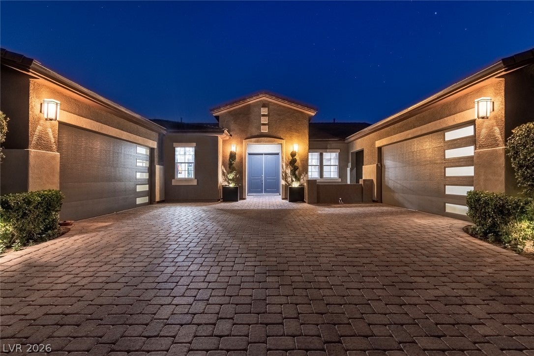 325 Greyjoy Street