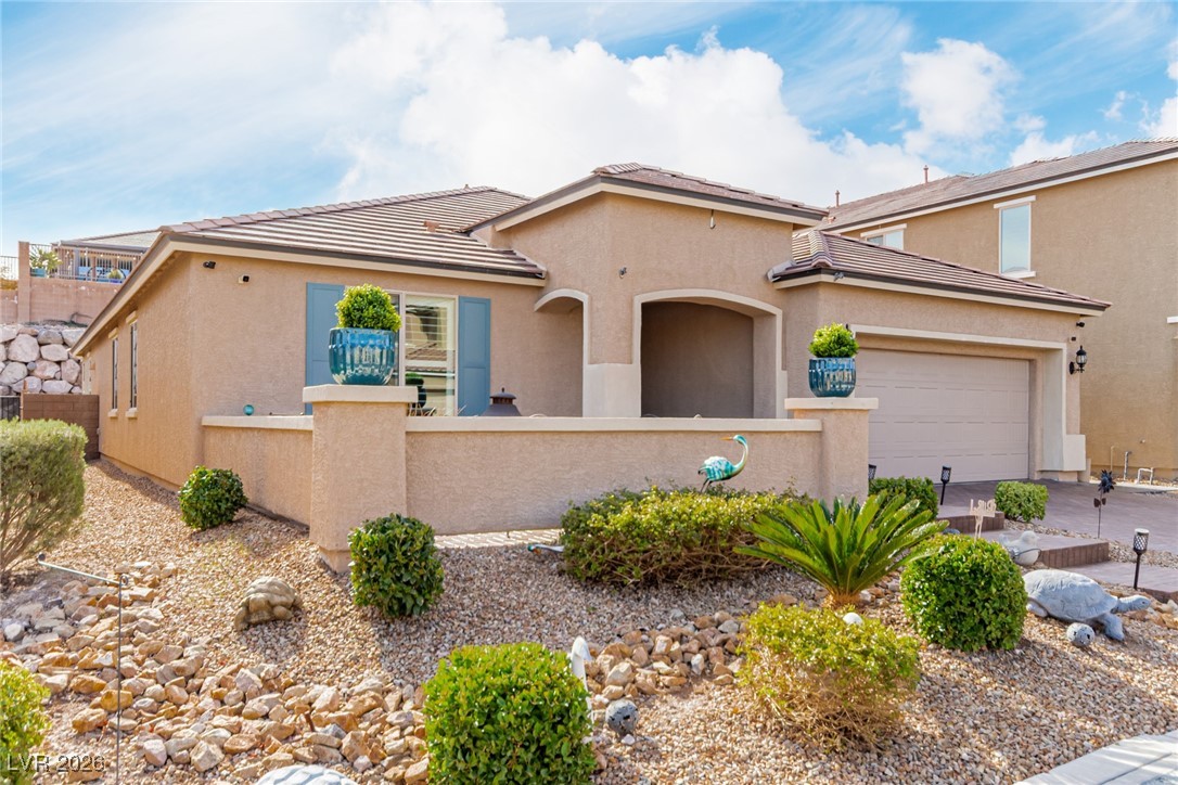 137 Outcrop Ridge Avenue