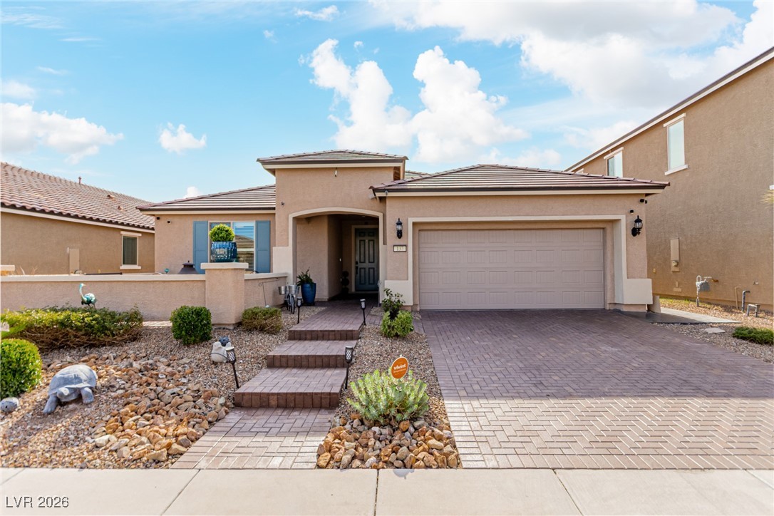 137 Outcrop Ridge Avenue