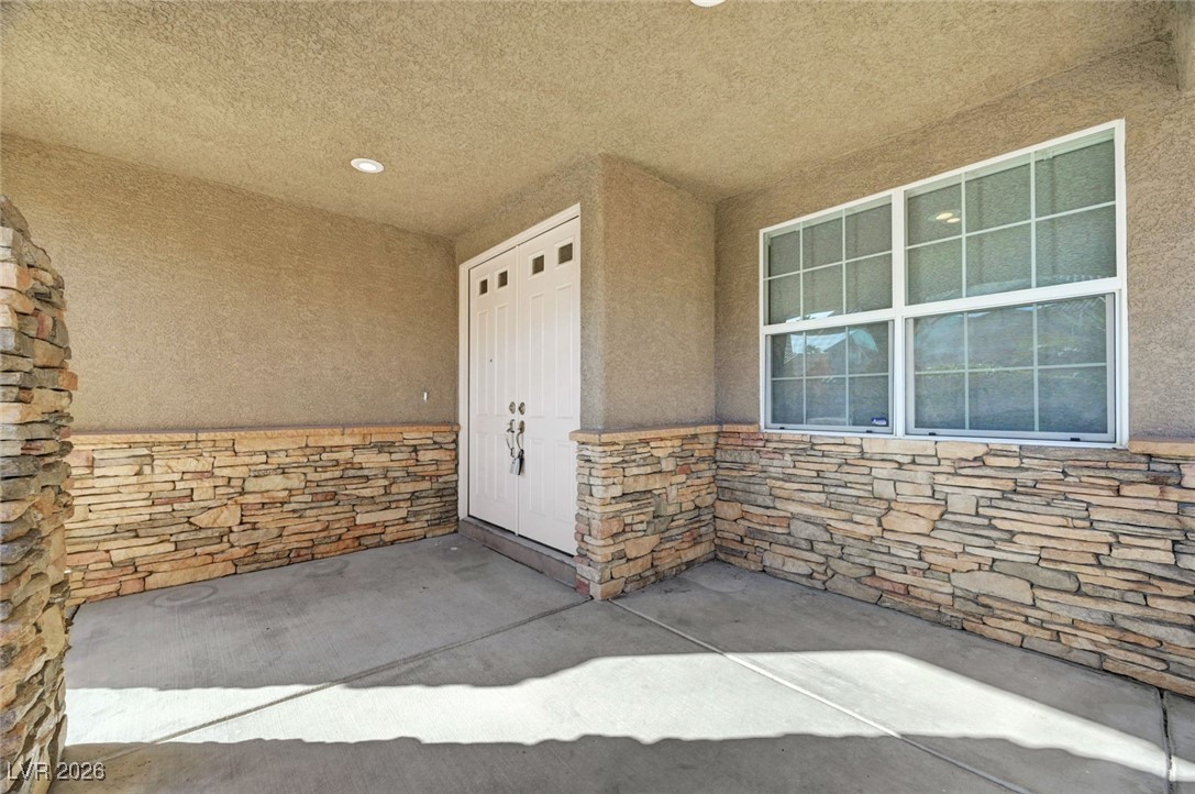 2112 Merganser Court