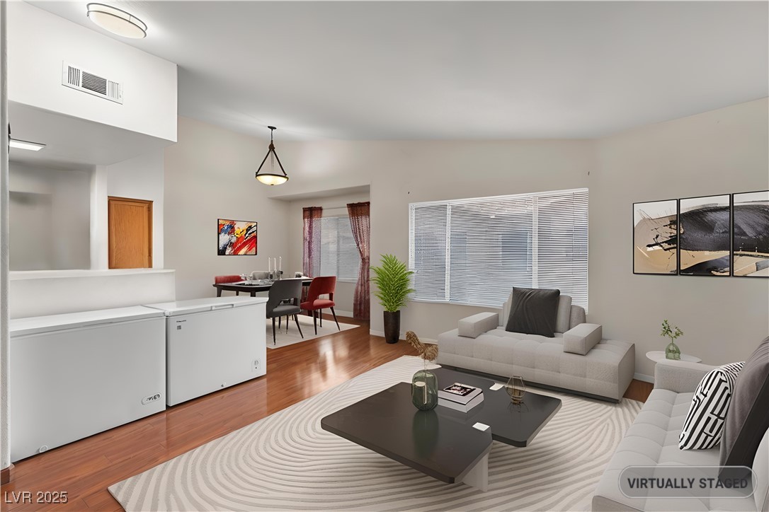 Properties 4 350 S Durango Drive 202