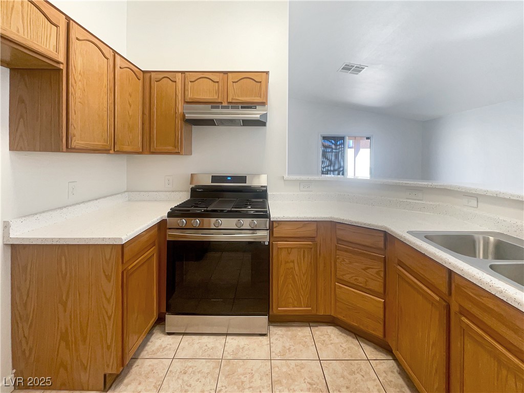 6659 Diamond Care Drive, Las Vegas, Nevada image 6