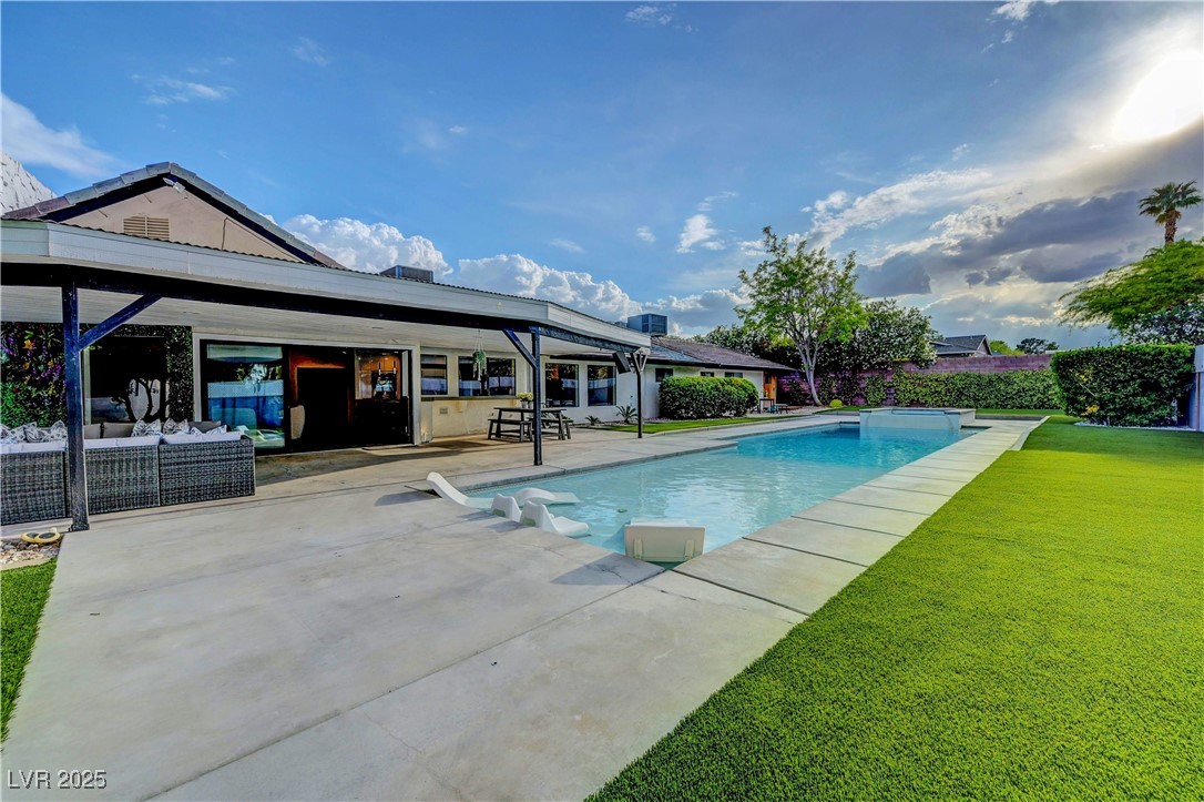 7140 Palmyra Ave Ave, Las Vegas, Nevada image 25