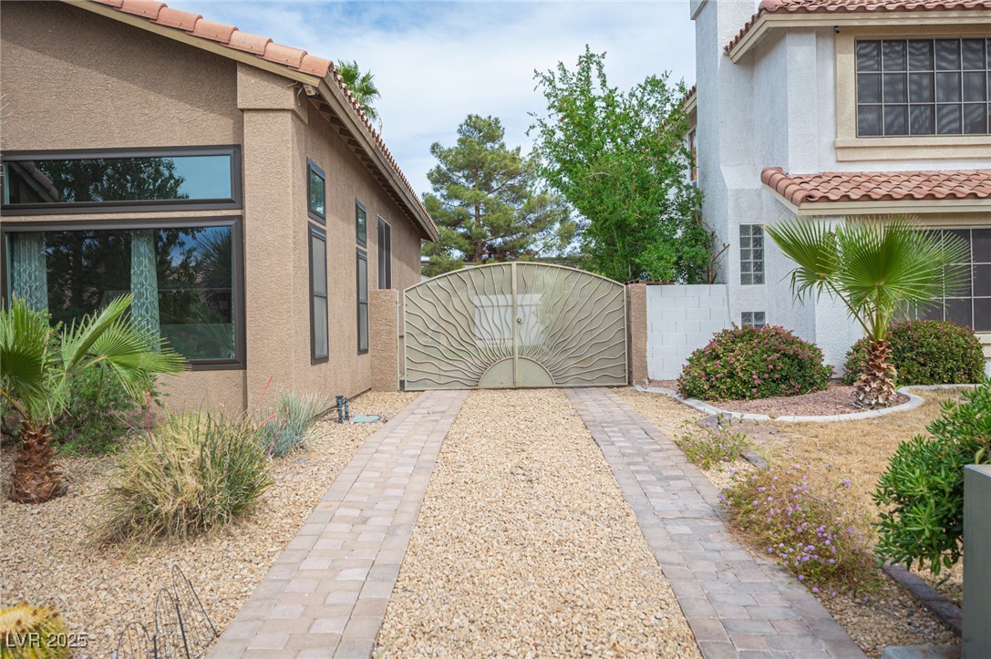 220 Hollyfern Street