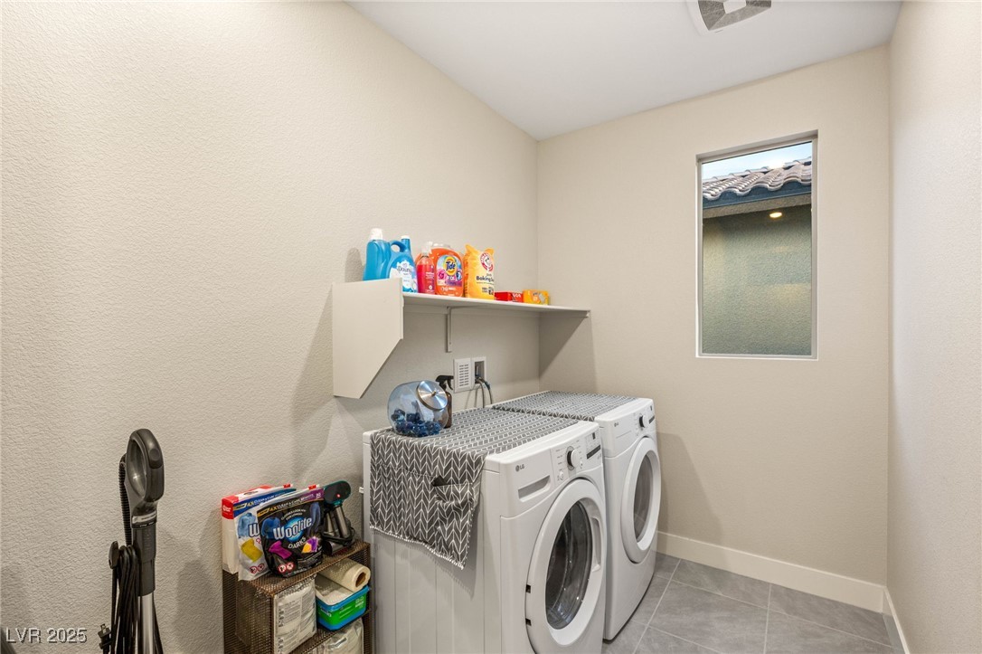 Las Vegas, Nevada 89138, United States, 5 Bedrooms Bedrooms, ,5 BathroomsBathrooms,Residential,Active,148310