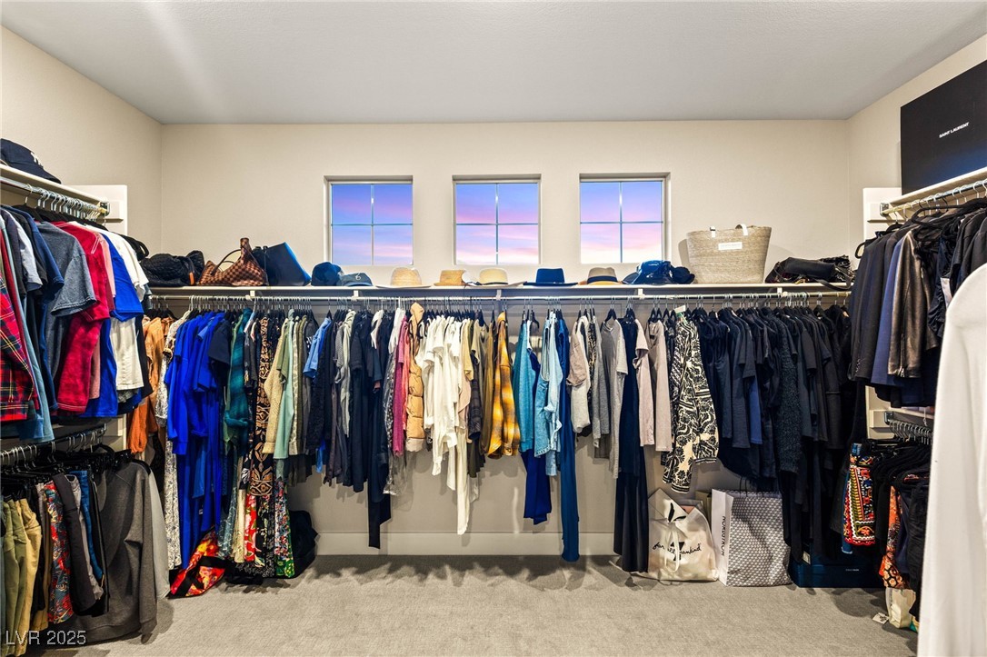 Las Vegas, Nevada 89138, United States, 5 Bedrooms Bedrooms, ,5 BathroomsBathrooms,Residential,Active,148310