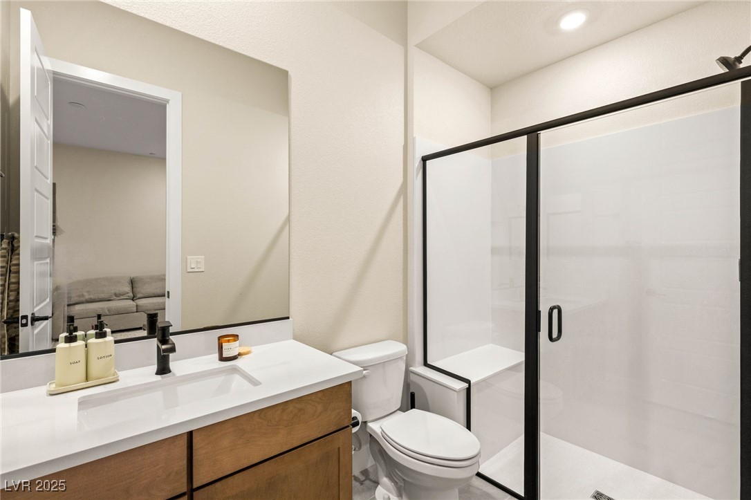 Las Vegas, Nevada 89138, United States, 5 Bedrooms Bedrooms, ,5 BathroomsBathrooms,Residential,Active,148310