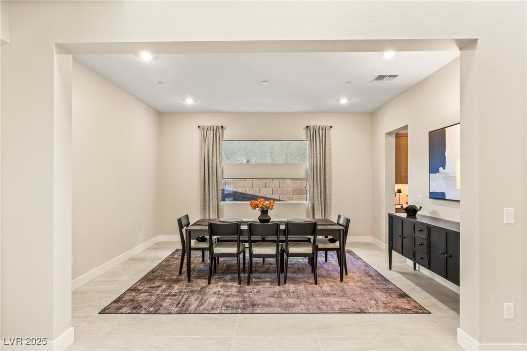 Las Vegas, Nevada 89138, United States, 5 Bedrooms Bedrooms, ,5 BathroomsBathrooms,Residential,Active,148310