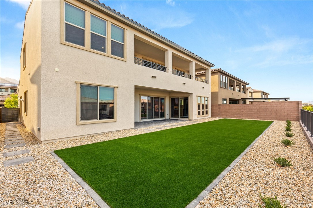 Las Vegas, Nevada 89138, United States, 5 Bedrooms Bedrooms, ,5 BathroomsBathrooms,Residential,Active,148310