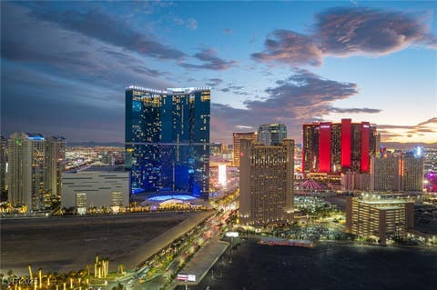 Photo of 200 W Sahara Avenue #3607, Las Vegas, NV 89102 (MLS # 2643259)