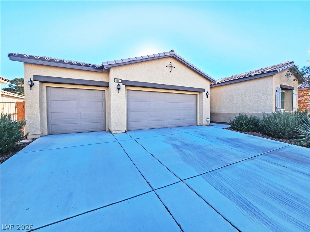 5441 E La Campana Drive