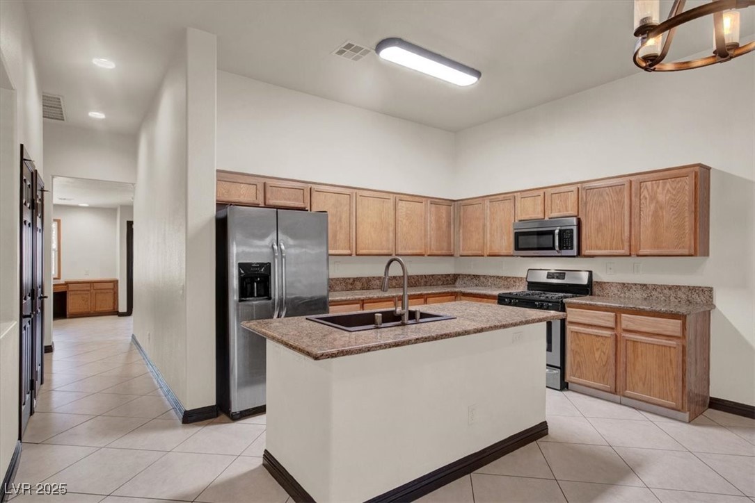 Las Vegas, Nevada 89131, United States, 3 Bedrooms Bedrooms, ,3 BathroomsBathrooms,Residential,Active,171122