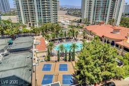 2877 Paradise Road 904