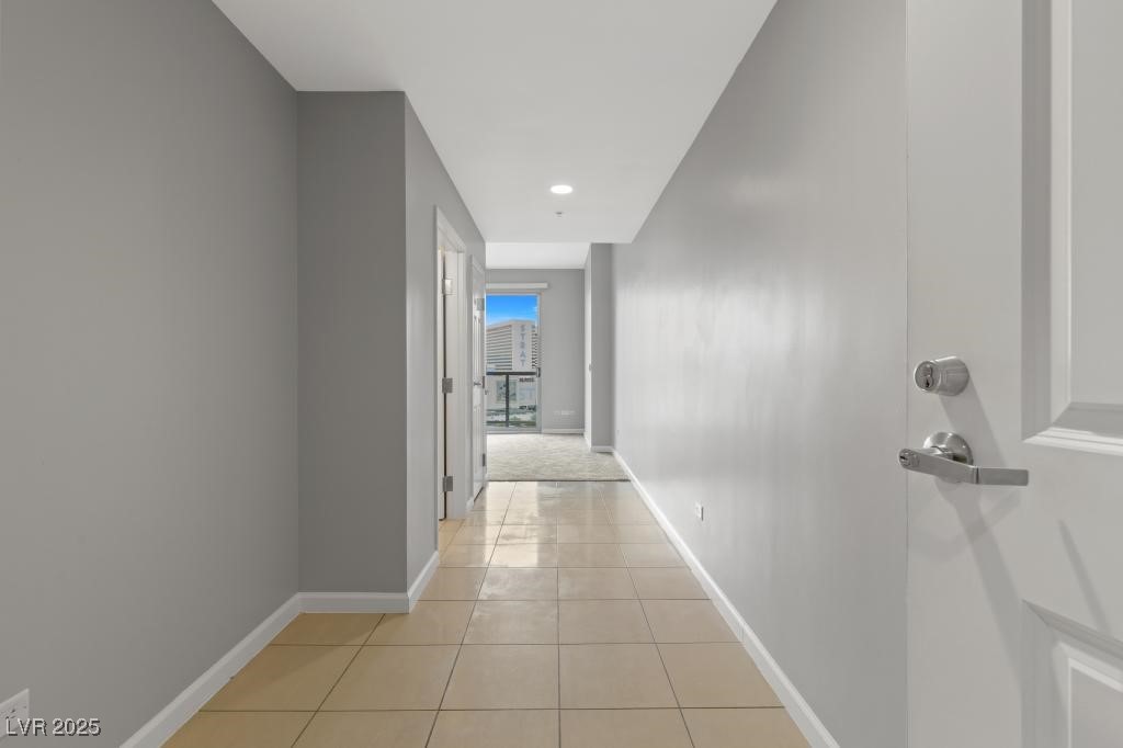 200 W Sahara Avenue 812