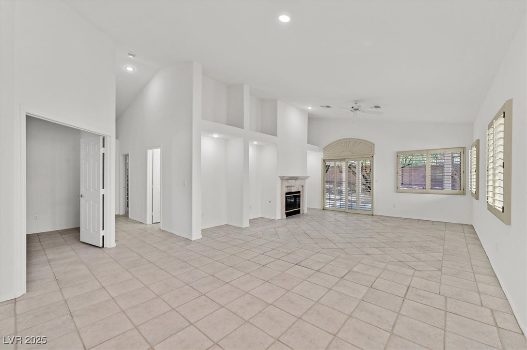 Properties 2 473 Mission Springs Street