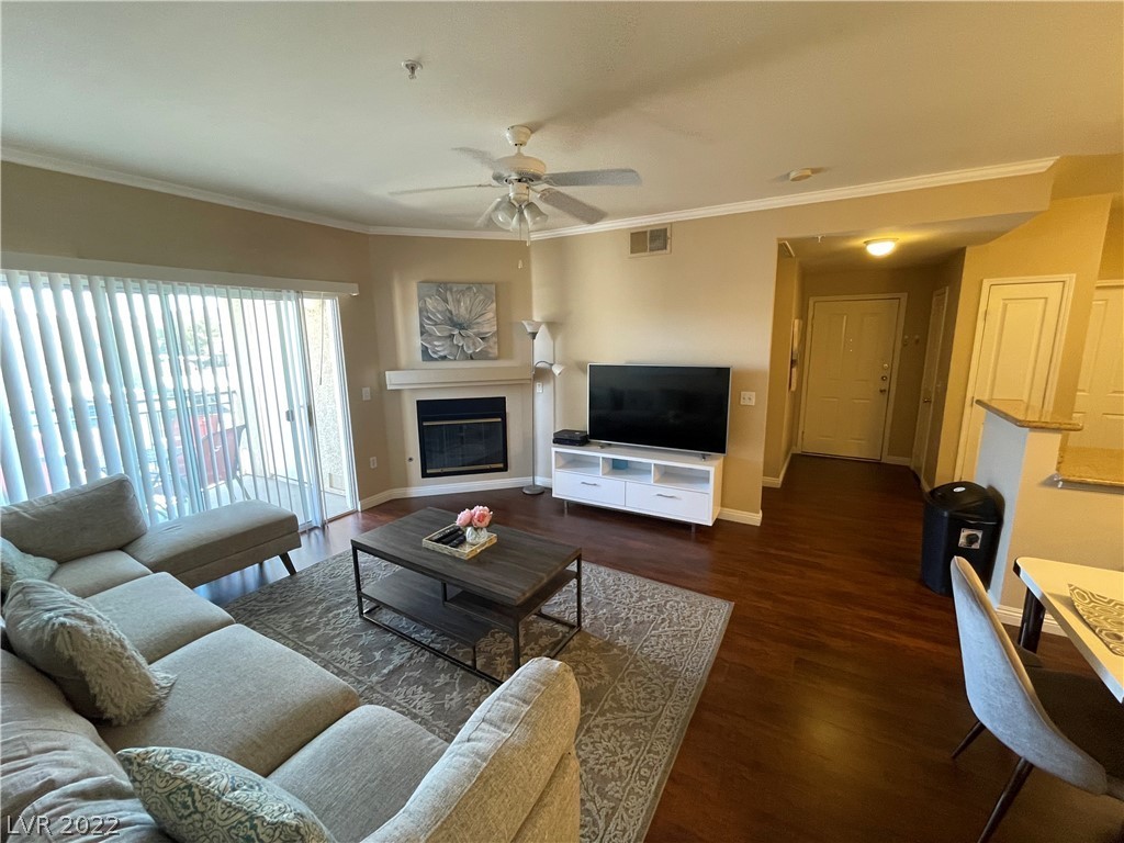 2900 Sunridge Heights Parkway 1035