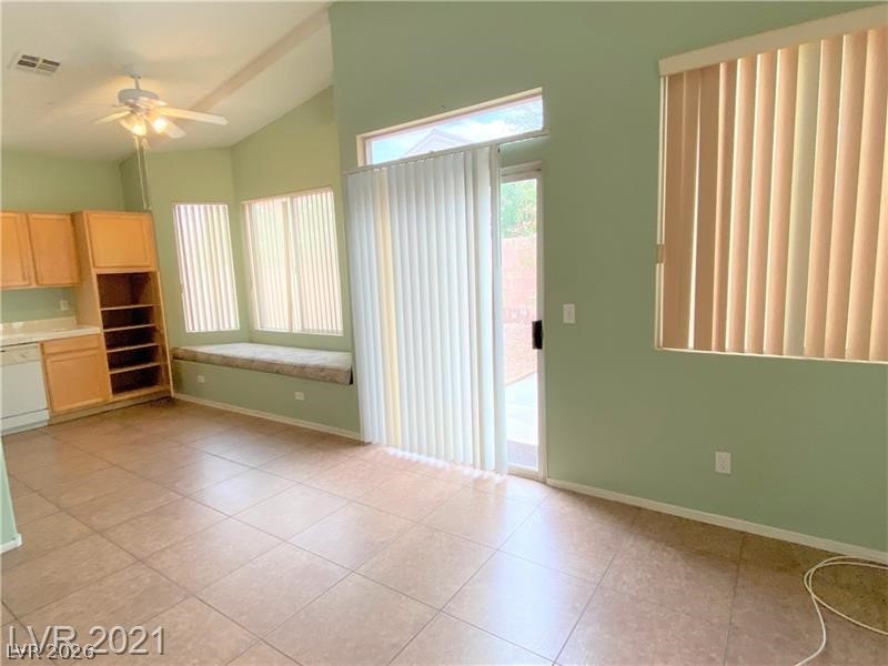 2457 COVERED WELLS Avenue