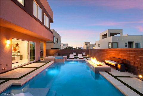 276 Crimson Edge Street Henderson NV 89012