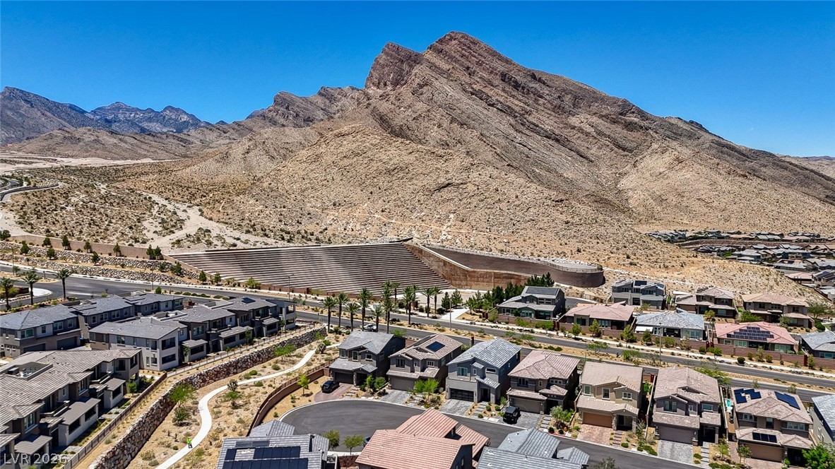 2557 Iron Crest Lane
