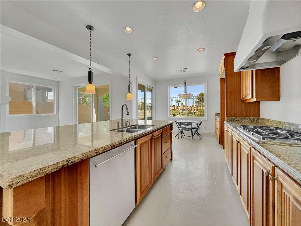 Photo of 134 Crooked Putter Drive, Las Vegas, NV 89148 (MLS # 2722858)