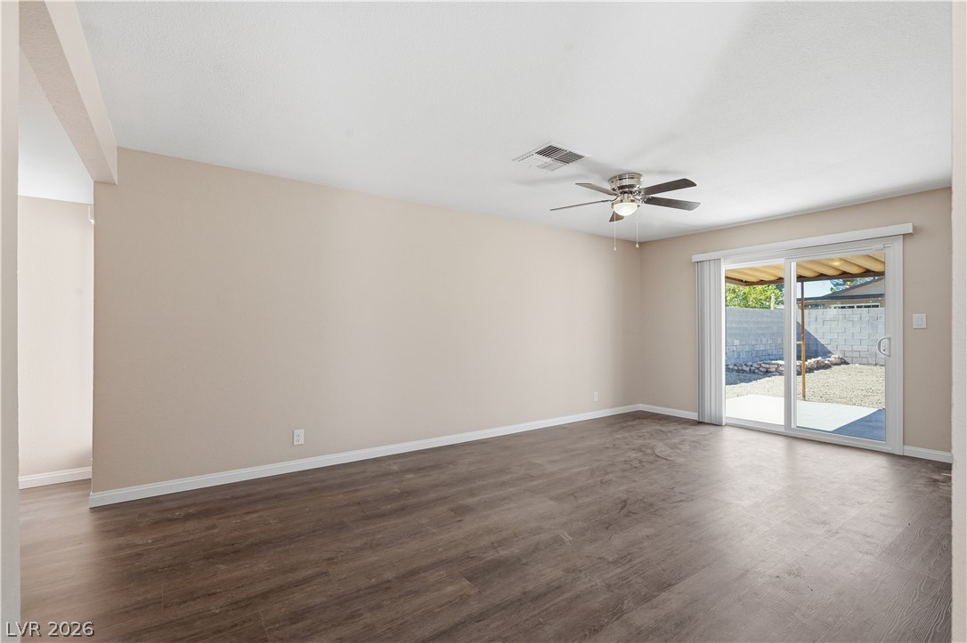 Properties 4 5416 Burntwood Way