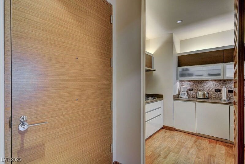 3750 S LAS VEGAS Boulevard 3111
