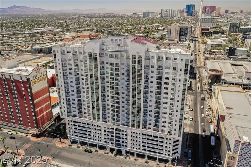 150 Las Vegas Boulevard 818