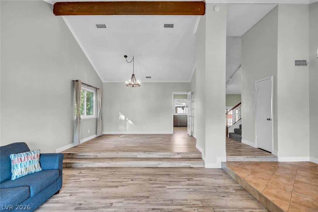 1530 Sherri Lane
