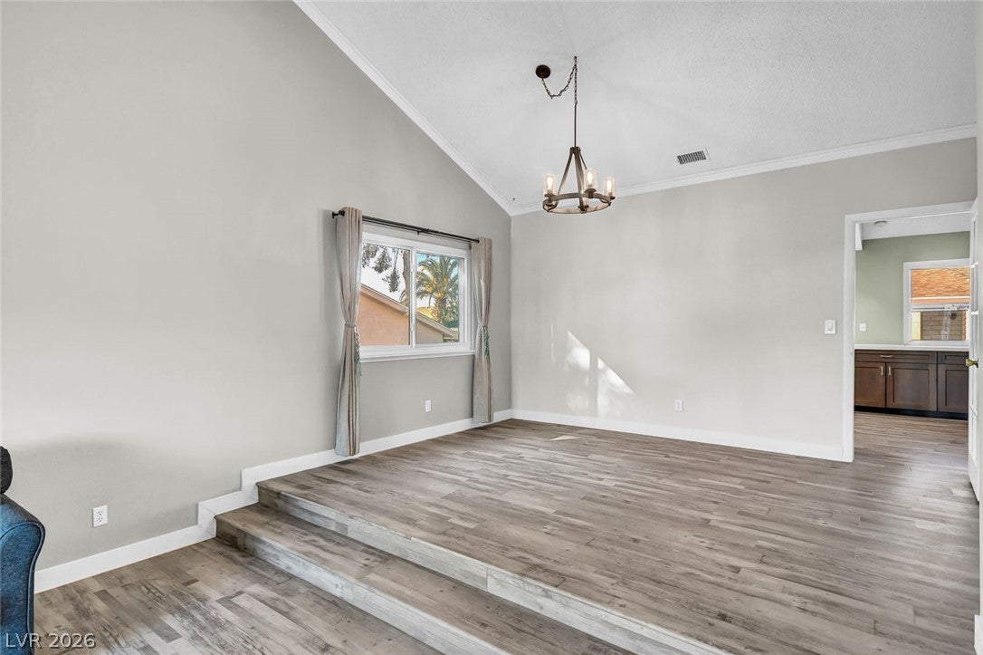 1530 Sherri Lane