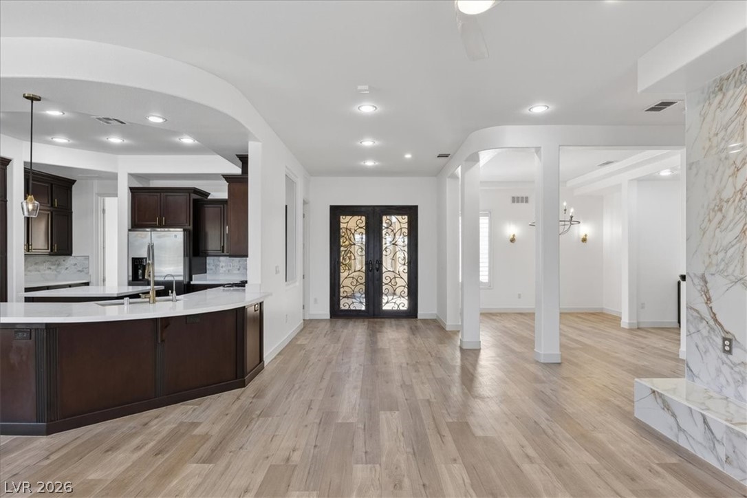 2122 Country Cove Court