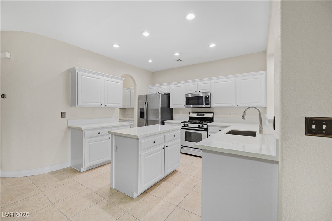 Properties 3 258 Chamomile Drive