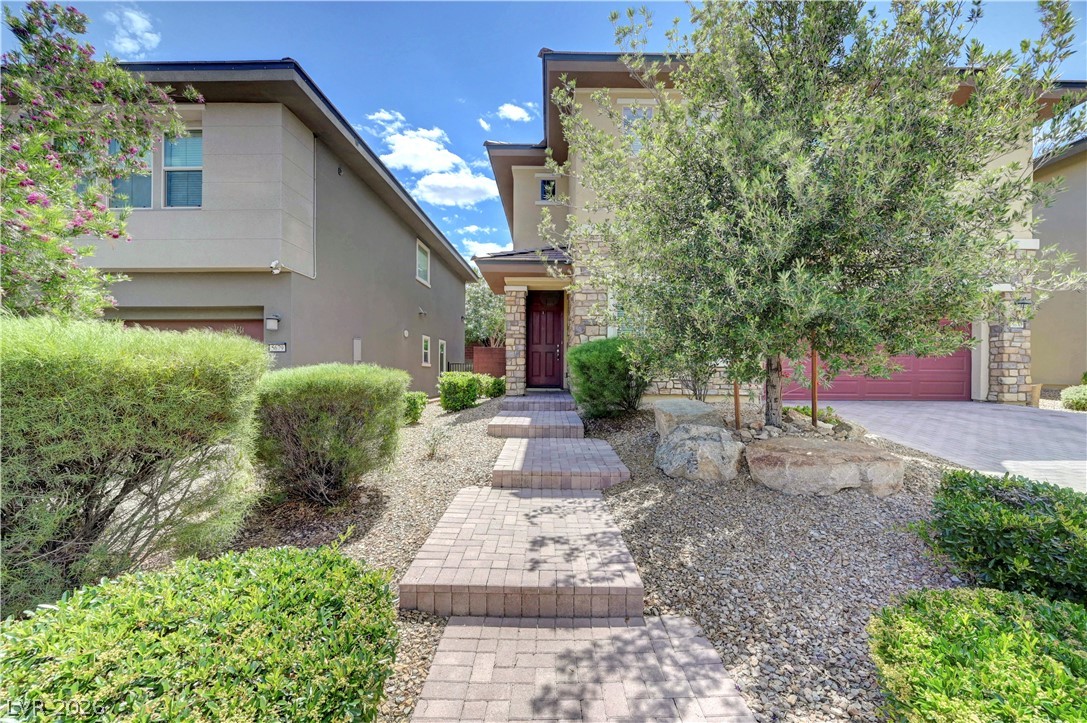 5673 Oak Bend Drive