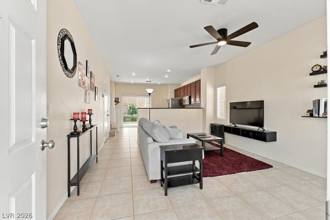 6073 Lazarro Court