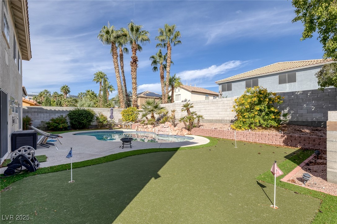 8300 Antler Ridge Avenue
