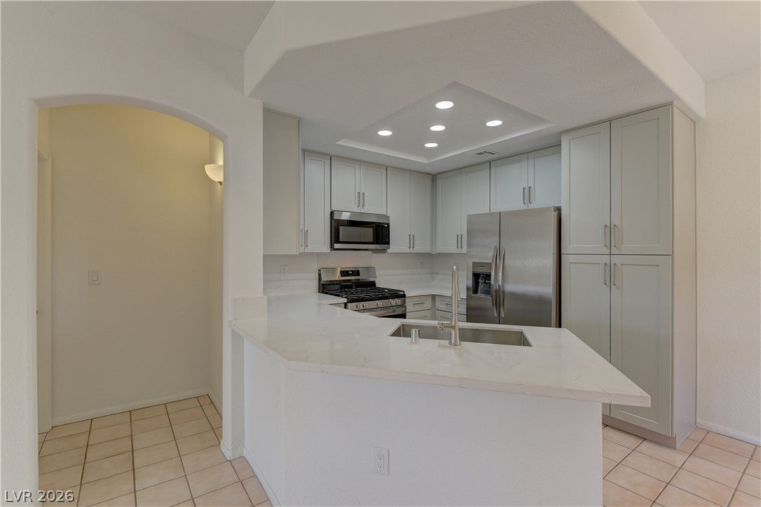 3320 S Fort Apache Road 128