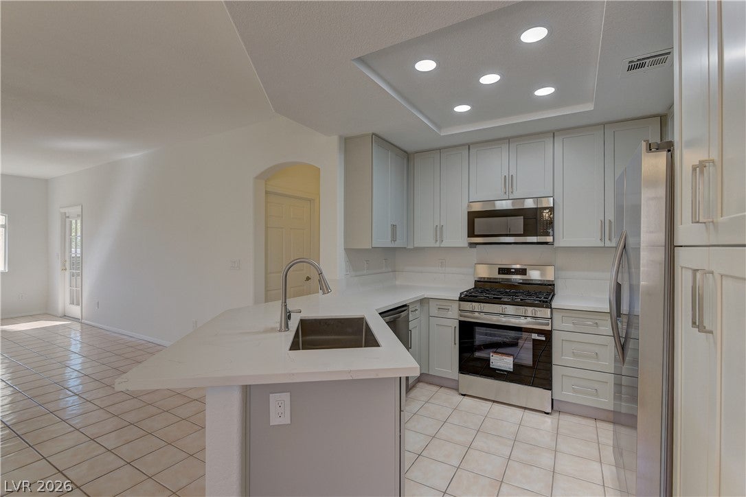 3320 S Fort Apache Road 128