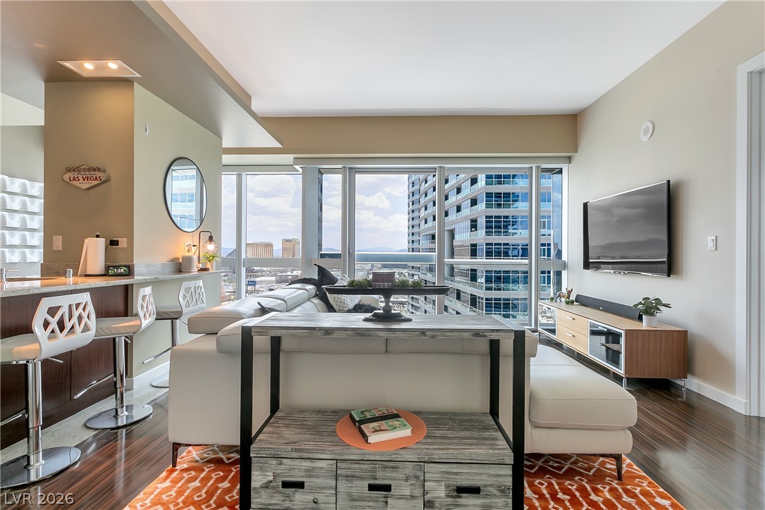 4471 Dean Martin Drive 2807