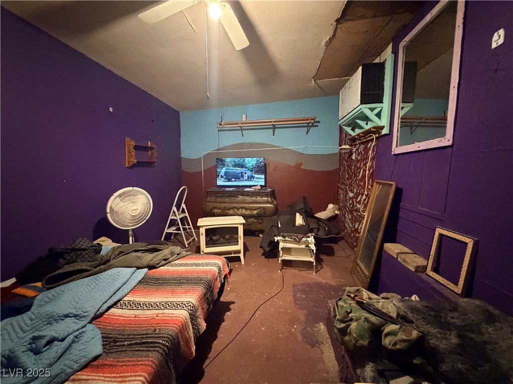 1081 S Comstock Circle