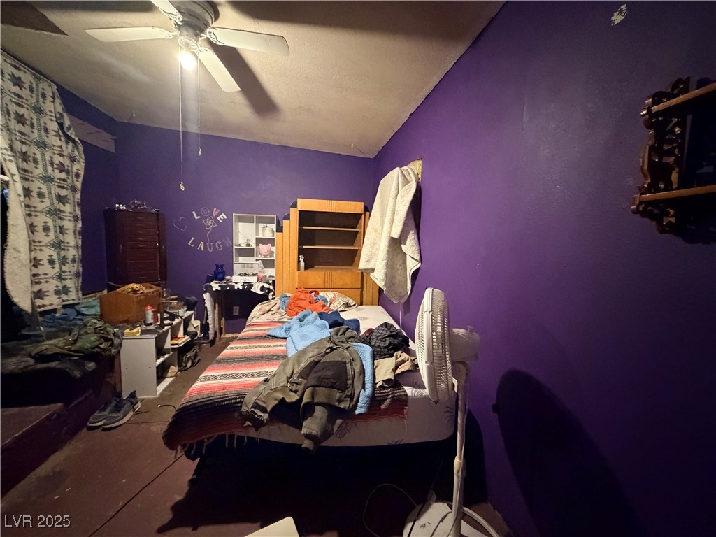 1081 S Comstock Circle