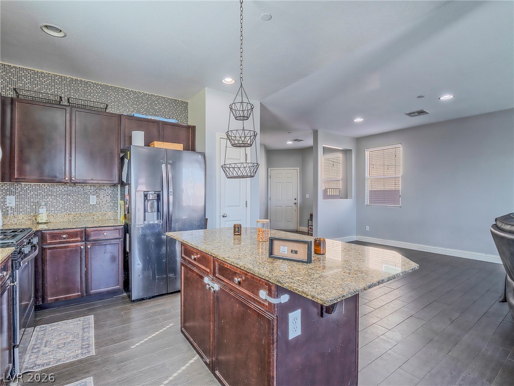 1040 Water Cove Street