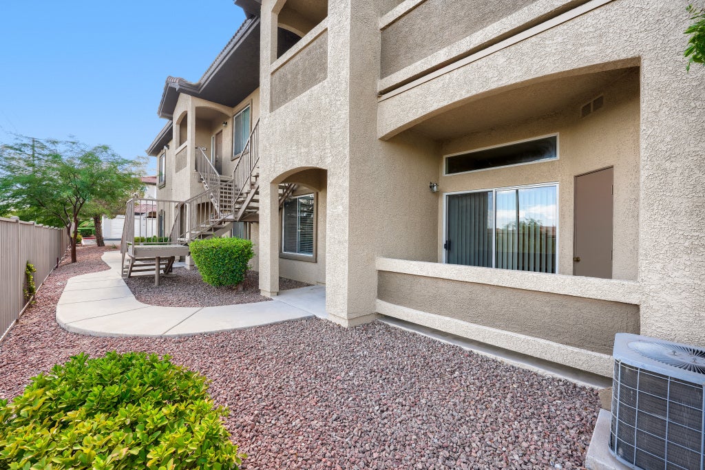 3544 Desert Cliff Street 103