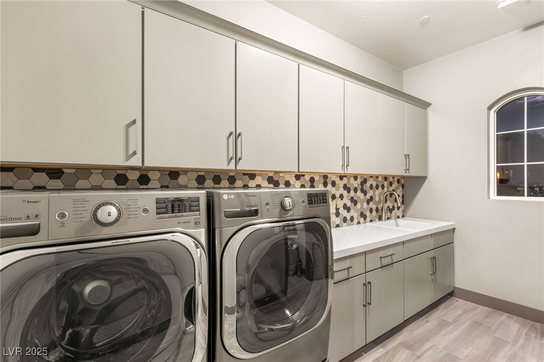 Las Vegas, Nevada 89149, United States, 4 Bedrooms Bedrooms, ,3 BathroomsBathrooms,Residential,Active,226274