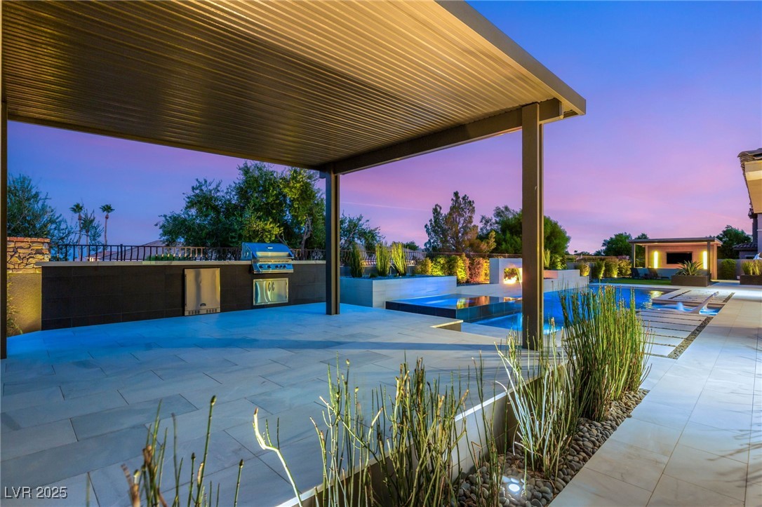 Las Vegas, Nevada 89149, United States, 4 Bedrooms Bedrooms, ,3 BathroomsBathrooms,Residential,Active,226274