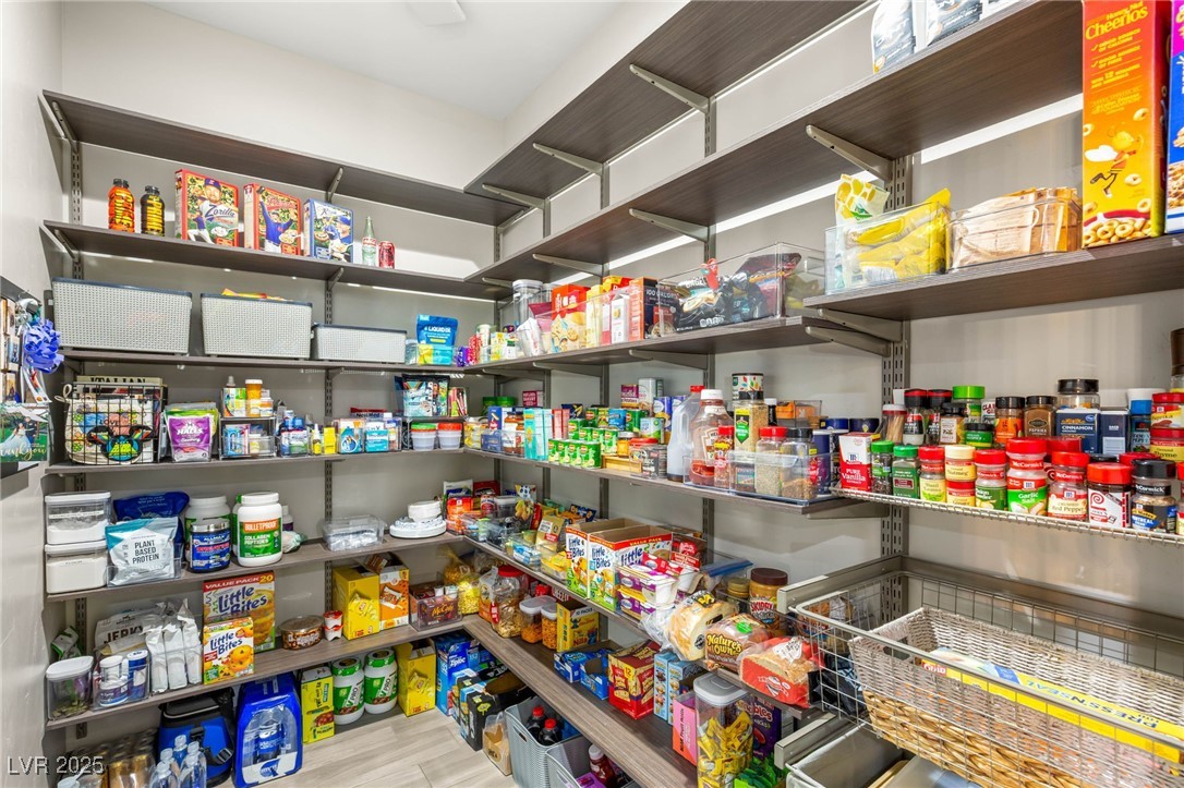 Las Vegas, Nevada 89149, United States, 4 Bedrooms Bedrooms, ,3 BathroomsBathrooms,Residential,Active,226274